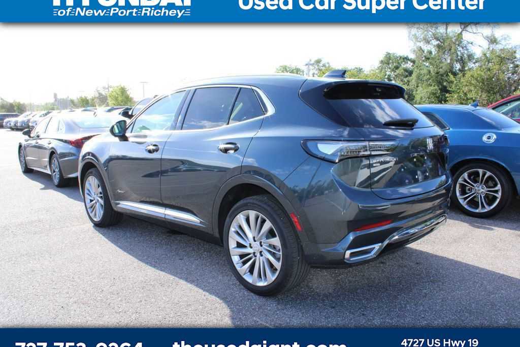 Used 2026 Buick Envision Avenir image 2