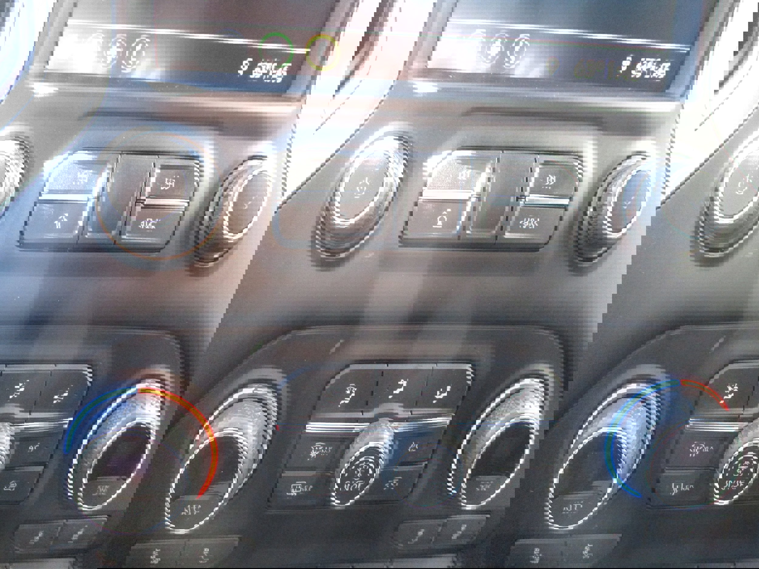 Used 2020 Chevrolet Silverado 1500 LT w/ Texas Edition RWD image 15