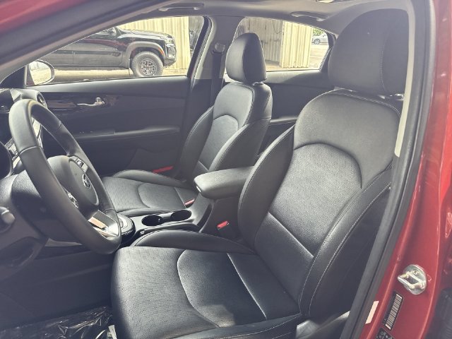 Used 2019 Kia Forte EX w/ Option Group 020 FWD image 14