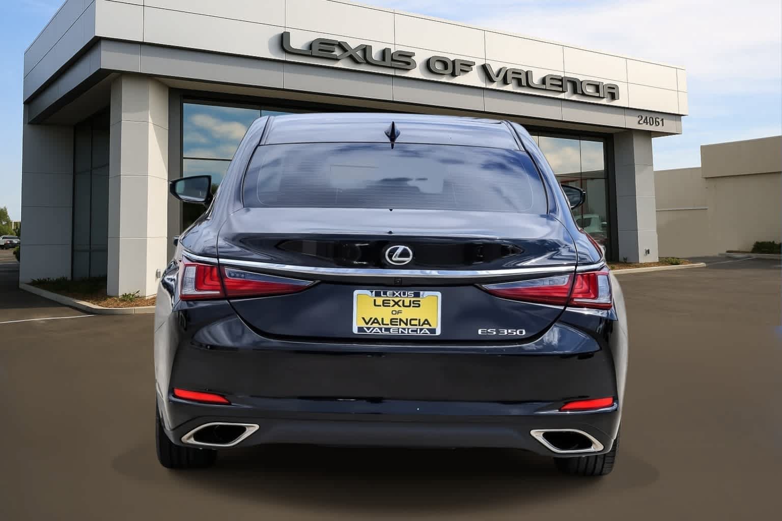 Used 2019 Lexus ES 350 w/ Accessory Package 2 FWD image 3