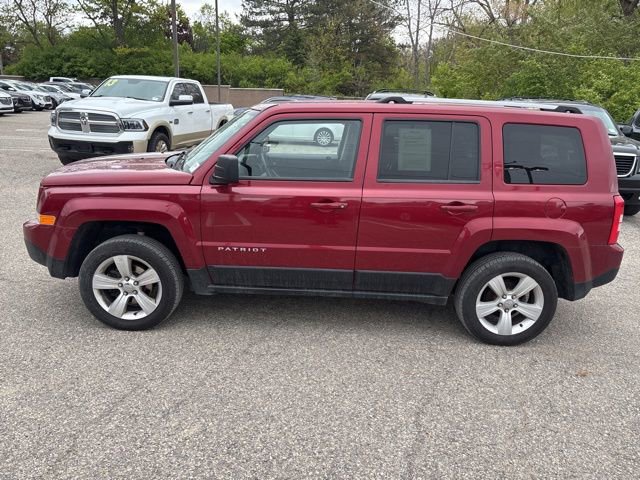 Used 2014 Jeep Patriot Limited AWD/4WD image 15