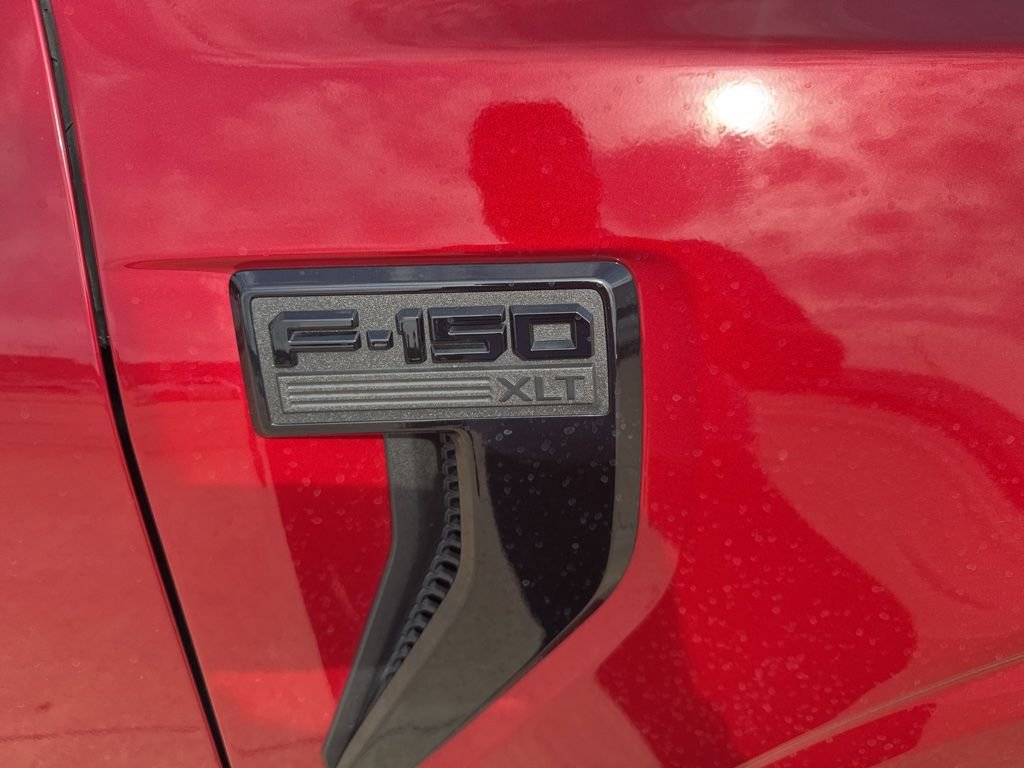 Used 2024 Ford F150 XLT w/ XLT Black Appearance Package image 9