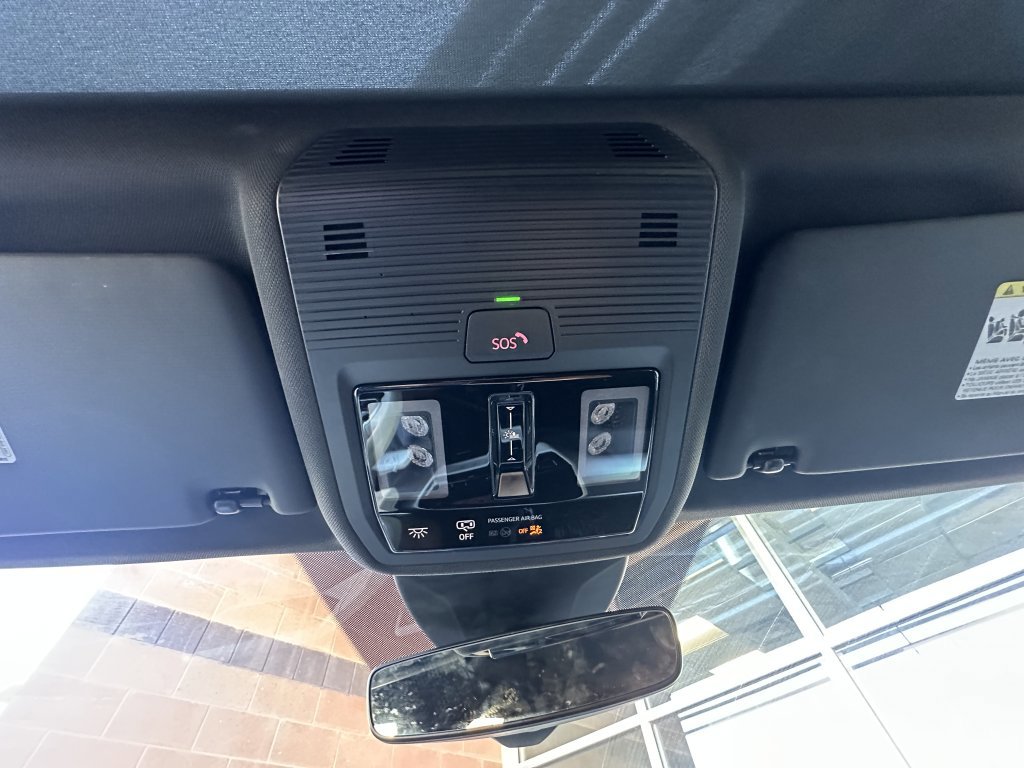 Used 2021 Volkswagen ID.4 1st Edition image 34