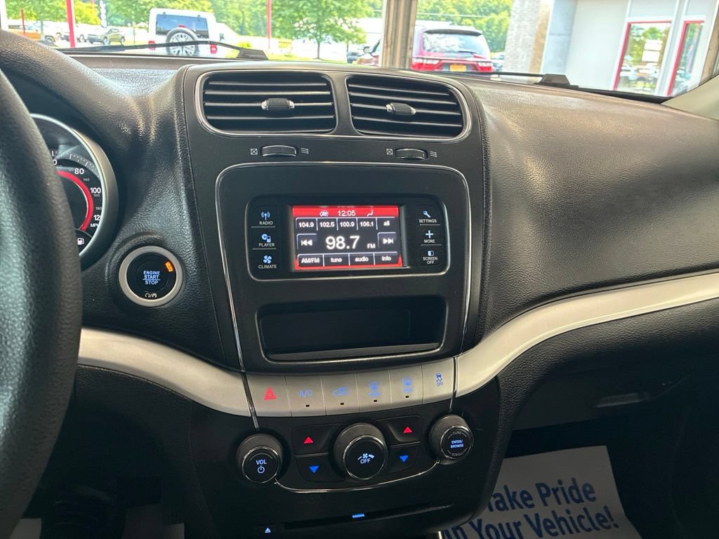 Used 2018 Dodge Journey SE FWD image 35