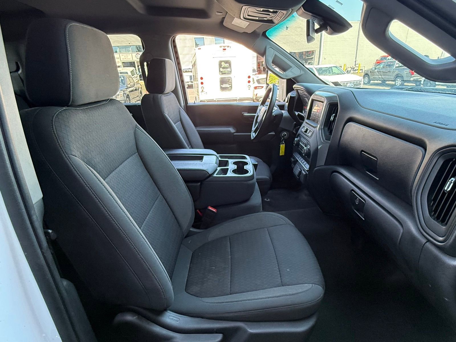 Used 2022 Chevrolet Silverado 2500 Custom w/ Custom Value Package AWD/4WD image 17