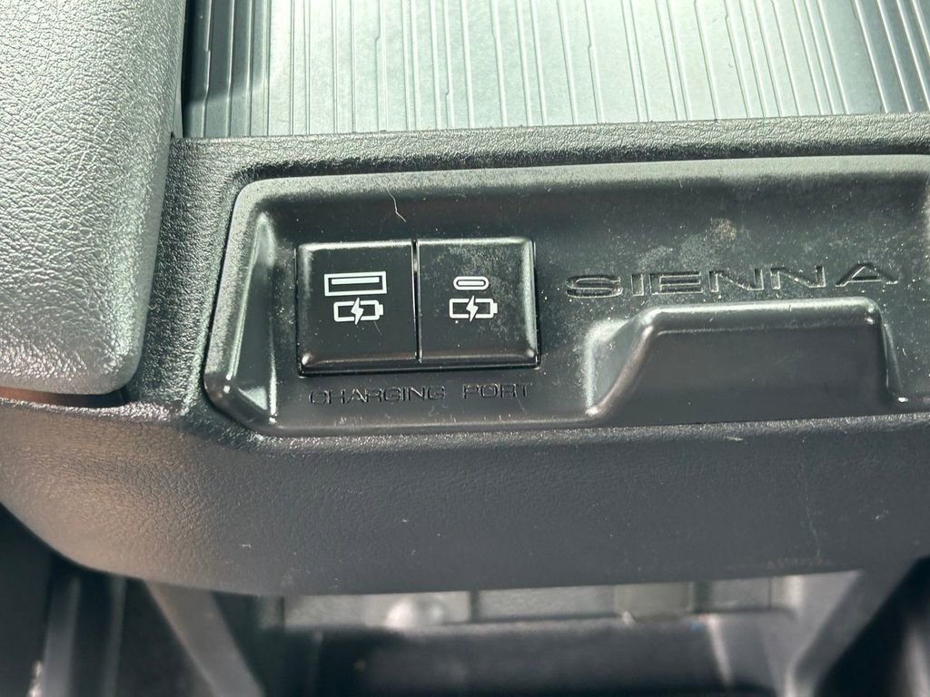 Certified 2023 Toyota Sienna XSE w/ XSE Plus Package AWD/4WD image 23