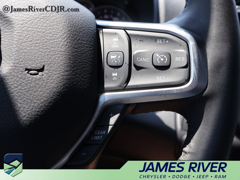 Used 2025 RAM 2500 Big Horn AWD/4WD image 20