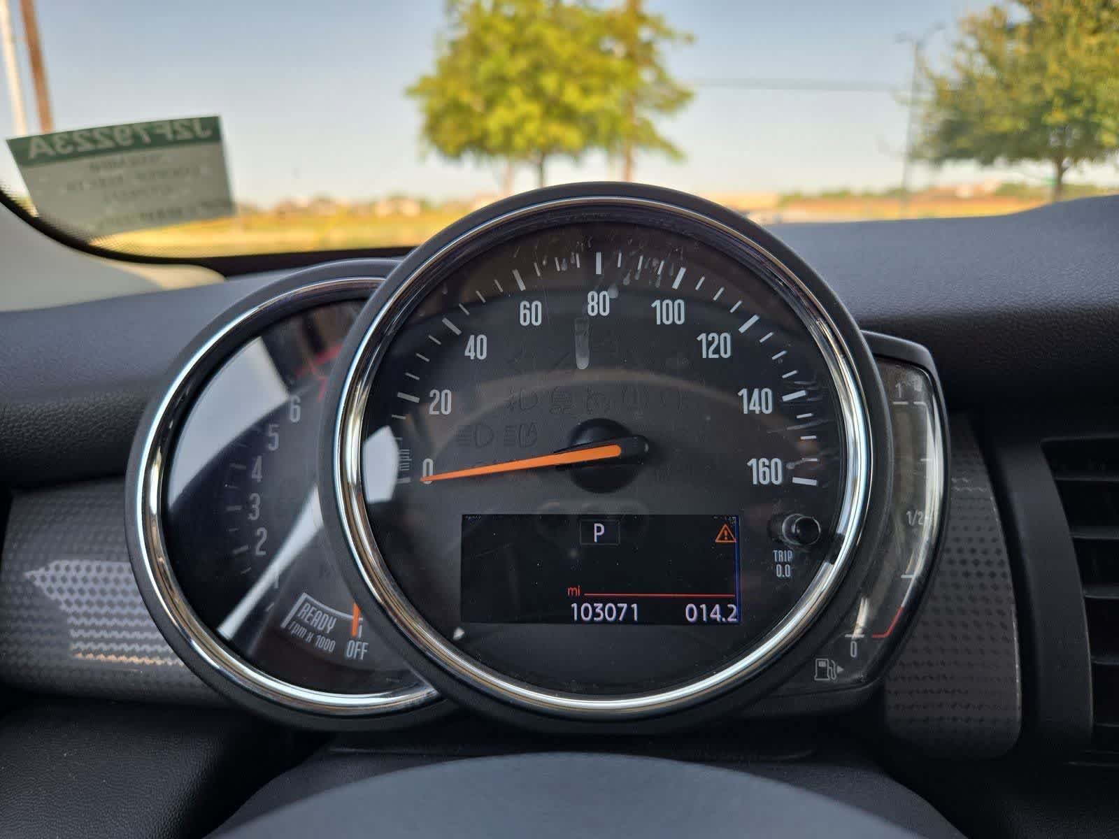 Used 2018 MINI Cooper 4-Door Hardtop FWD image 30