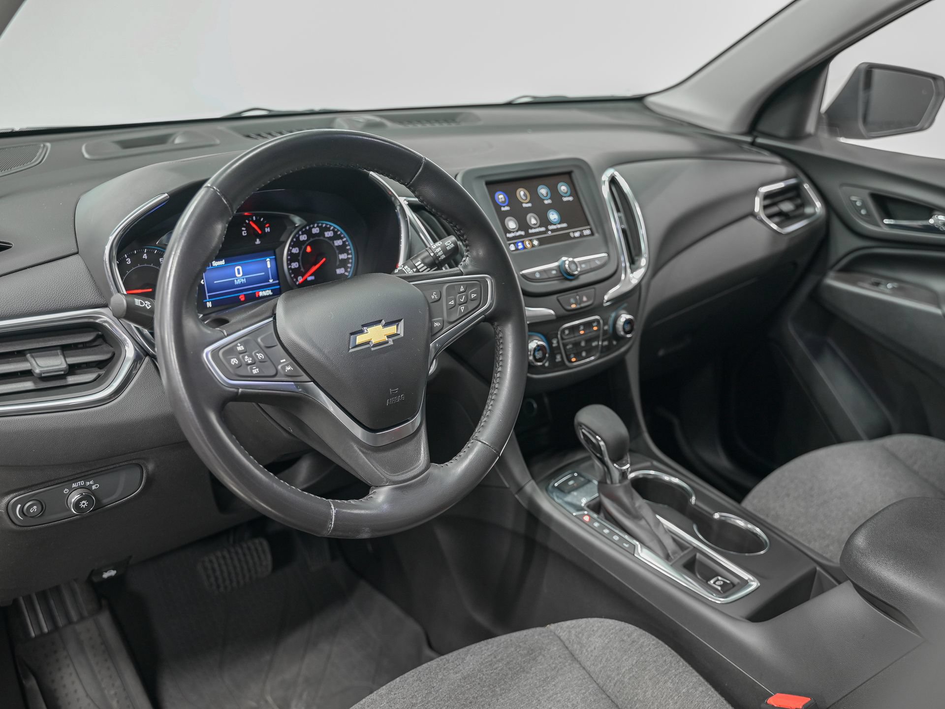 Used 2024 Chevrolet Equinox LT AWD/4WD image 16
