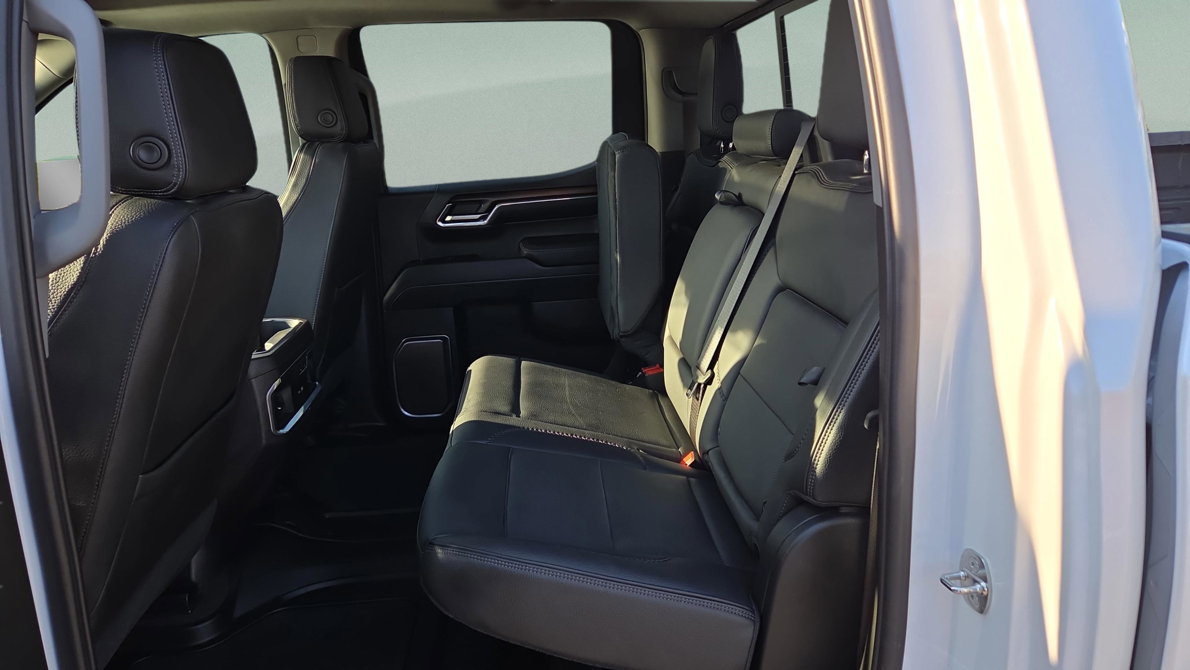 Certified 2024 GMC Sierra 1500 Denali w/ Denali Reserve Package AWD/4WD image 11