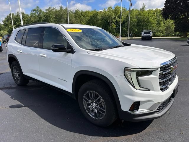 Used 2025 GMC Acadia Elevation AWD/4WD image 7