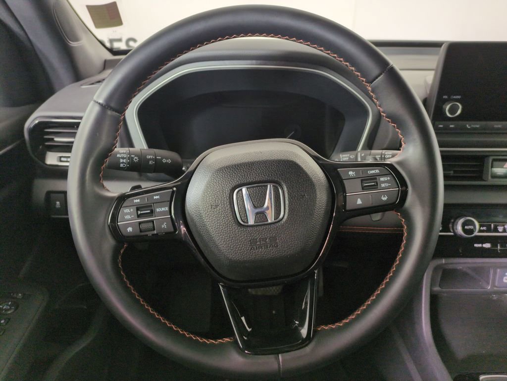 Certified 2023 Honda Pilot Sport image 18