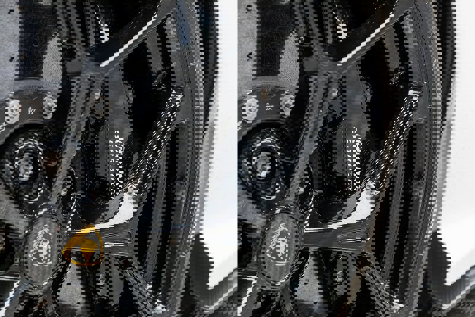 Used 2024 Lamborghini Revuelto image 54