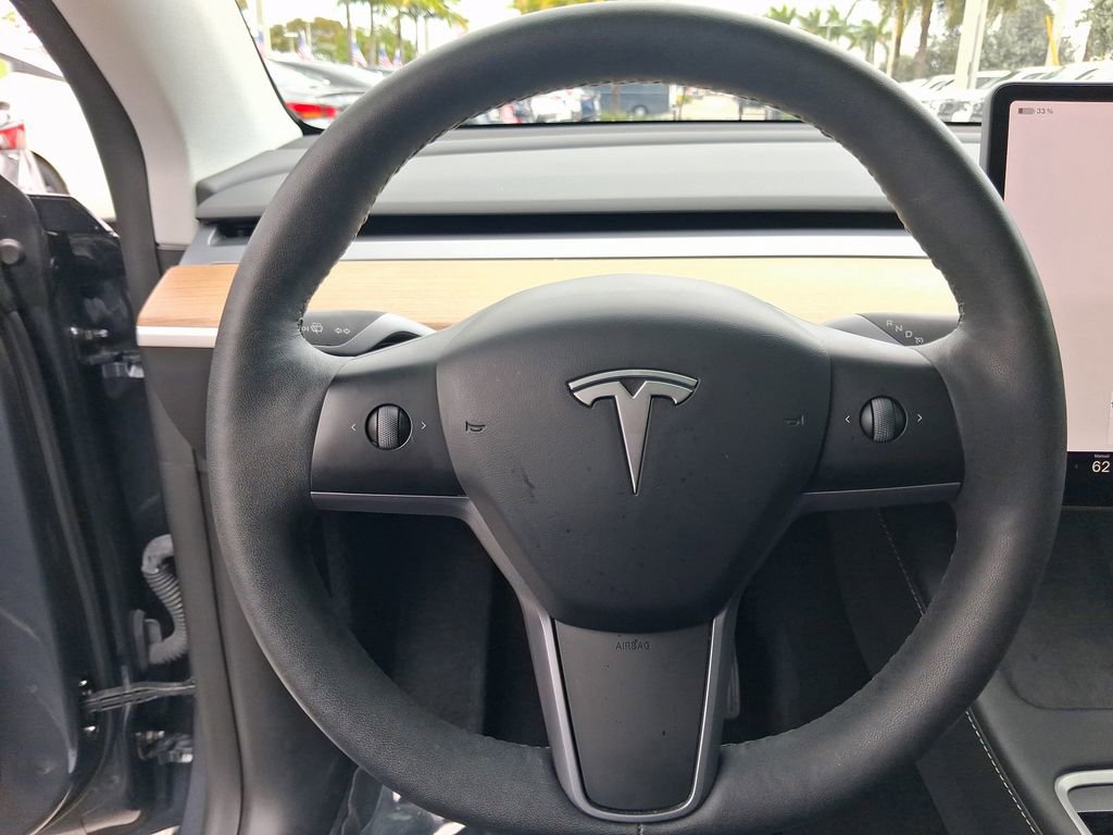 Used 2024 Tesla Model Y Long Range image 17