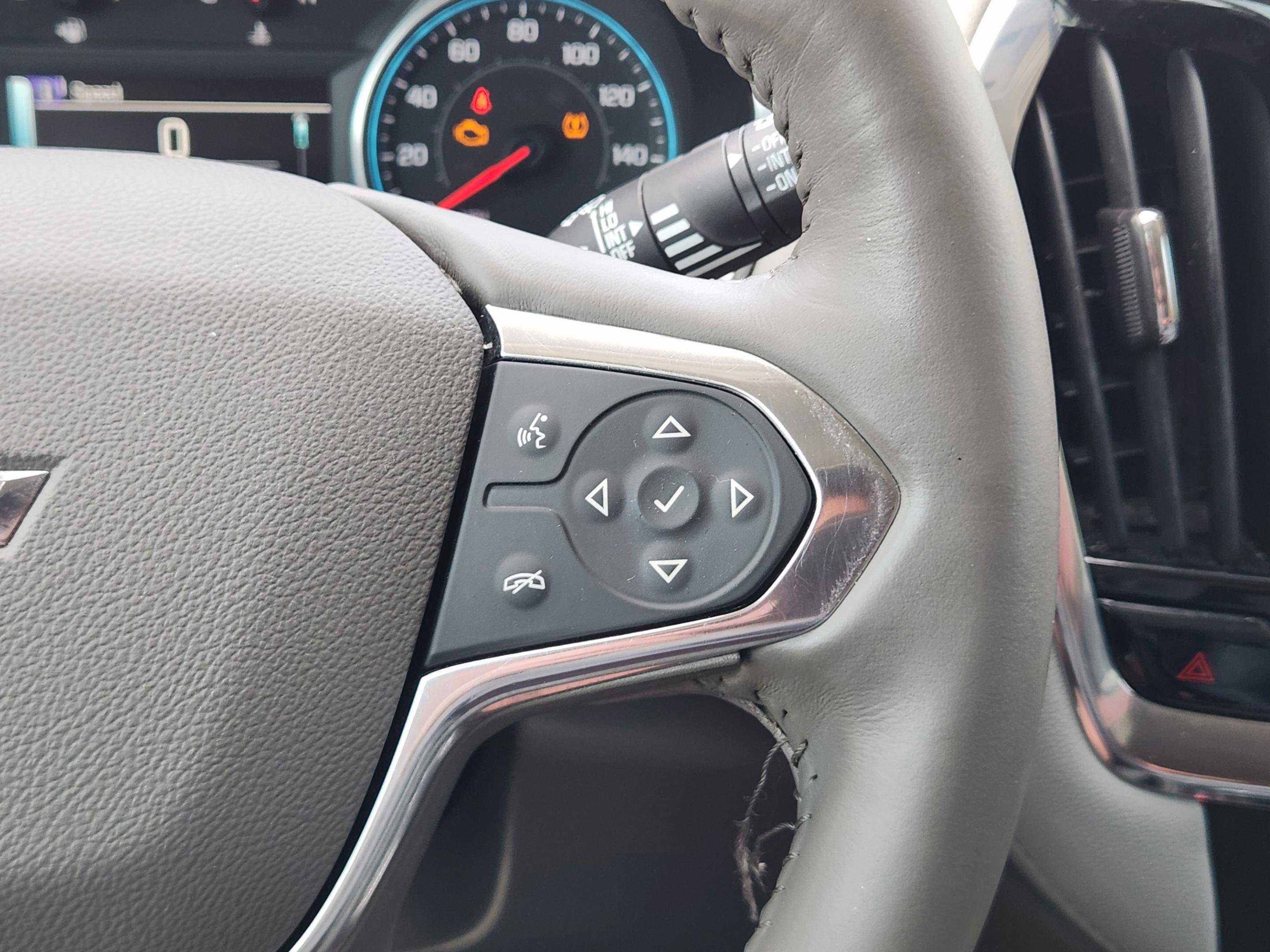 Used 2018 Chevrolet Traverse LT FWD image 24