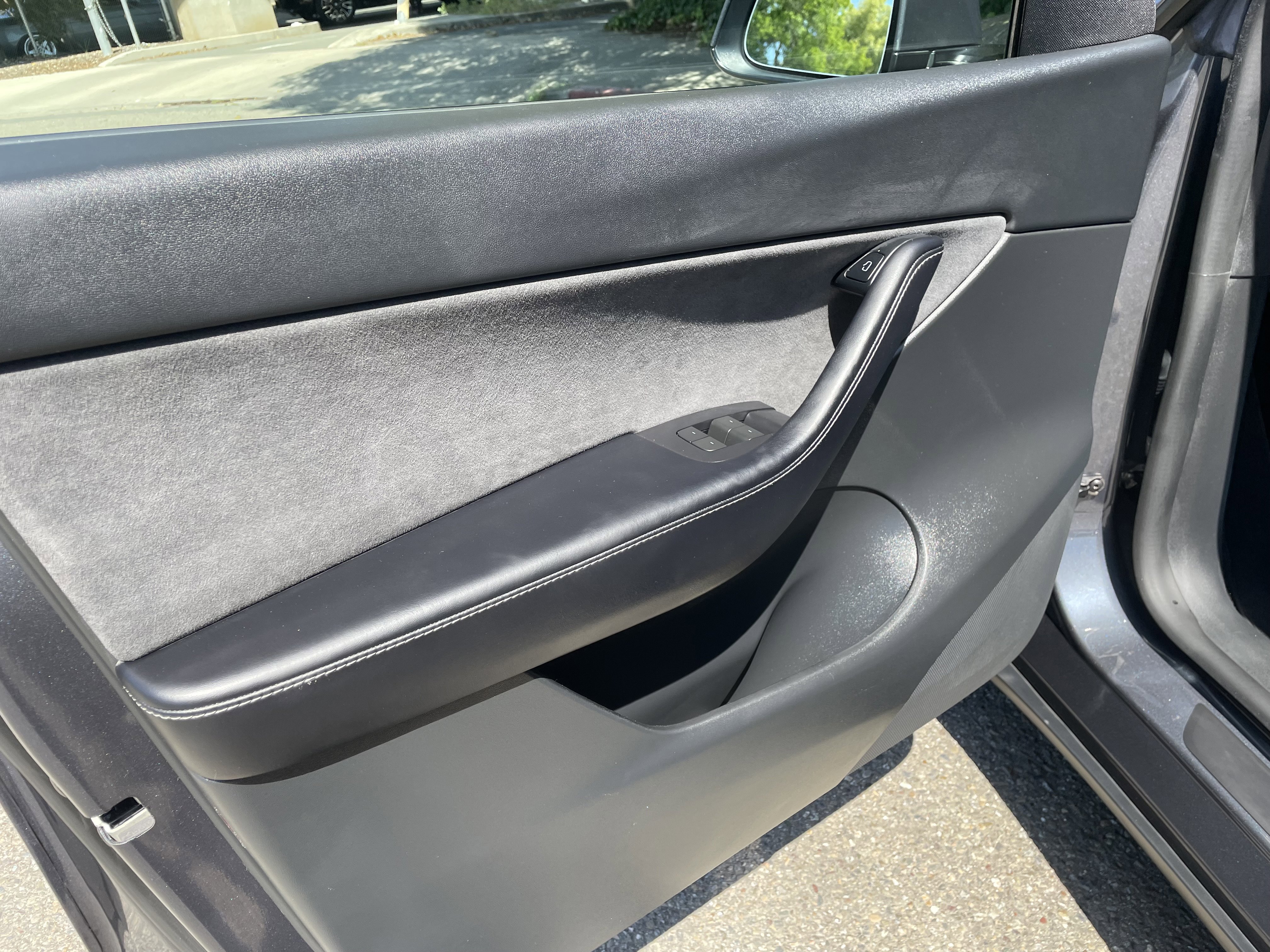 Used 2022 Tesla Model Y Performance AWD/4WD image 14