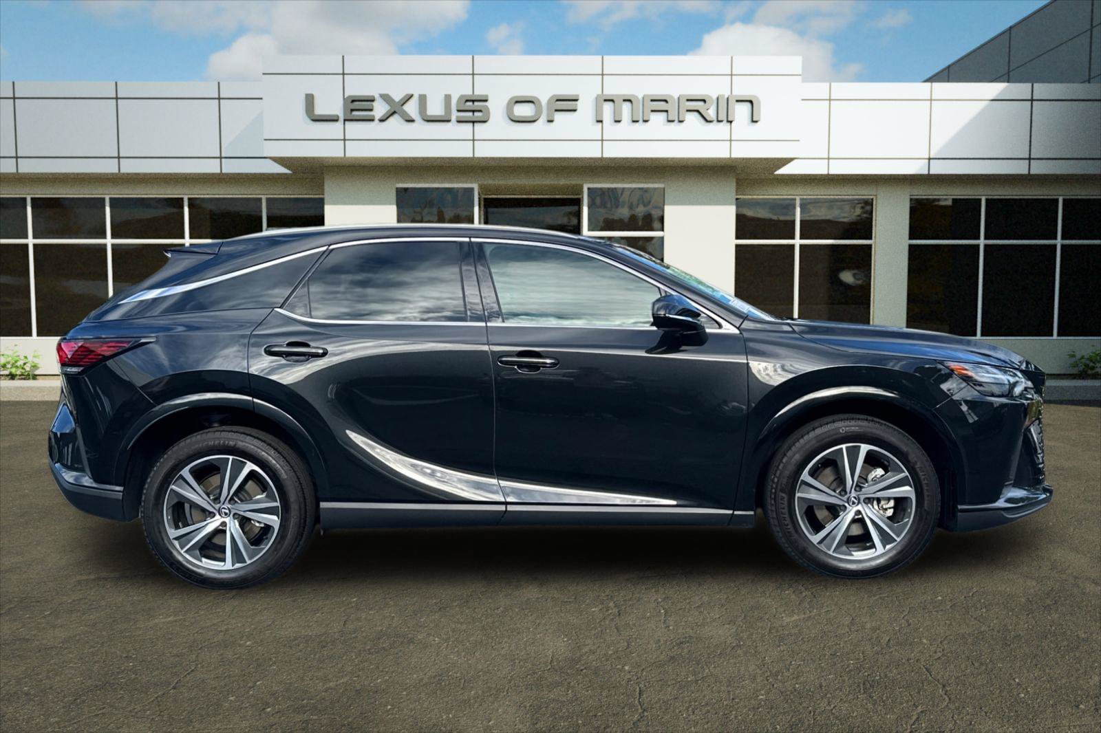 Certified 2024 Lexus RX 350 FWD w/ Technology Package image 8