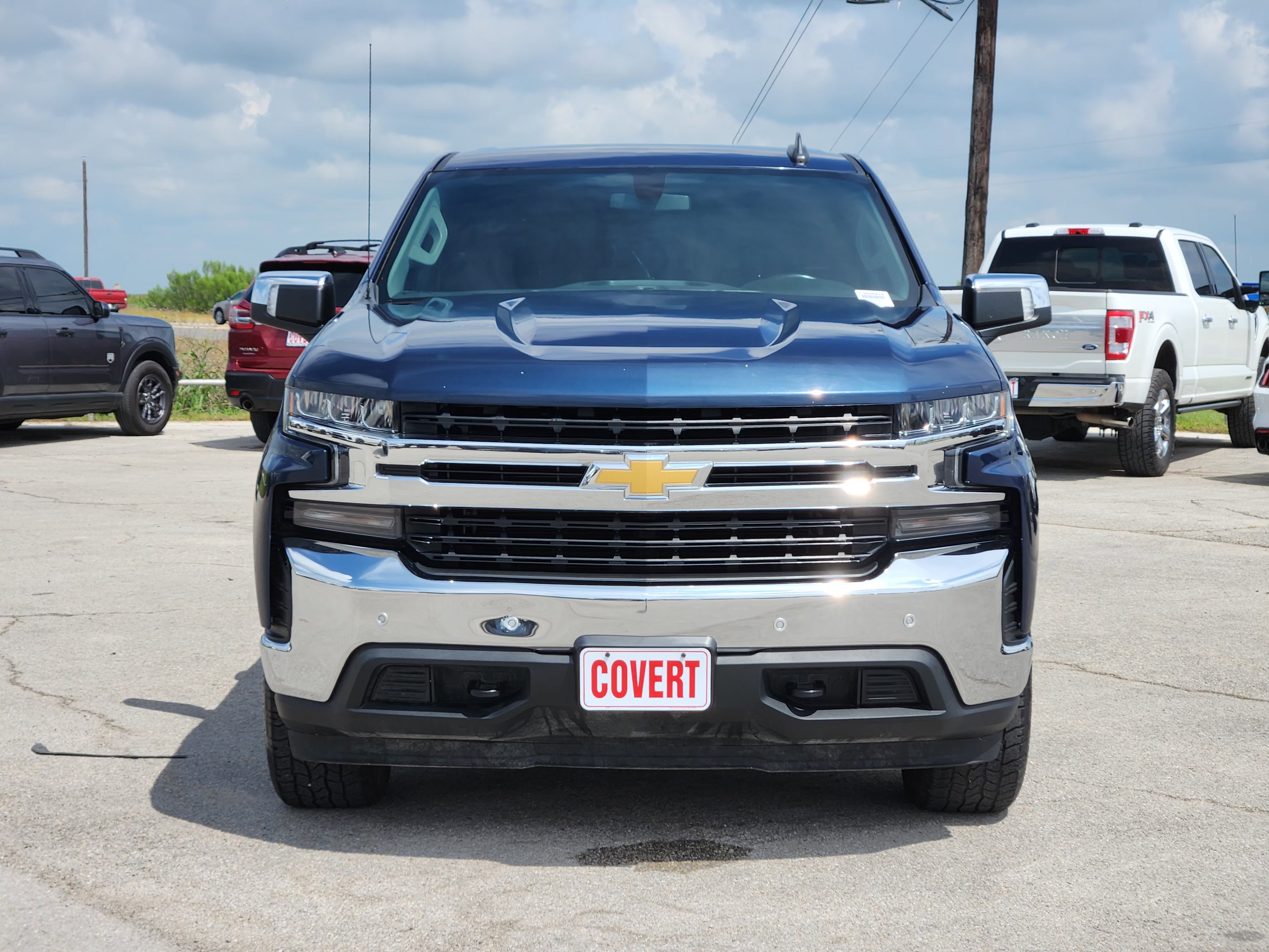 Used 2020 Chevrolet Silverado 1500 LT w/ Texas Edition AWD/4WD image 2