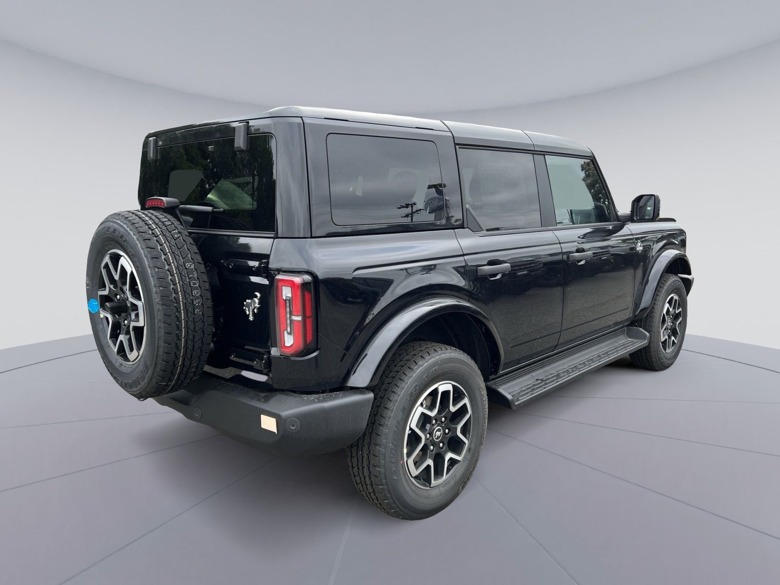 New 2026 Ford Bronco Outer Banks AWD/4WD image 11
