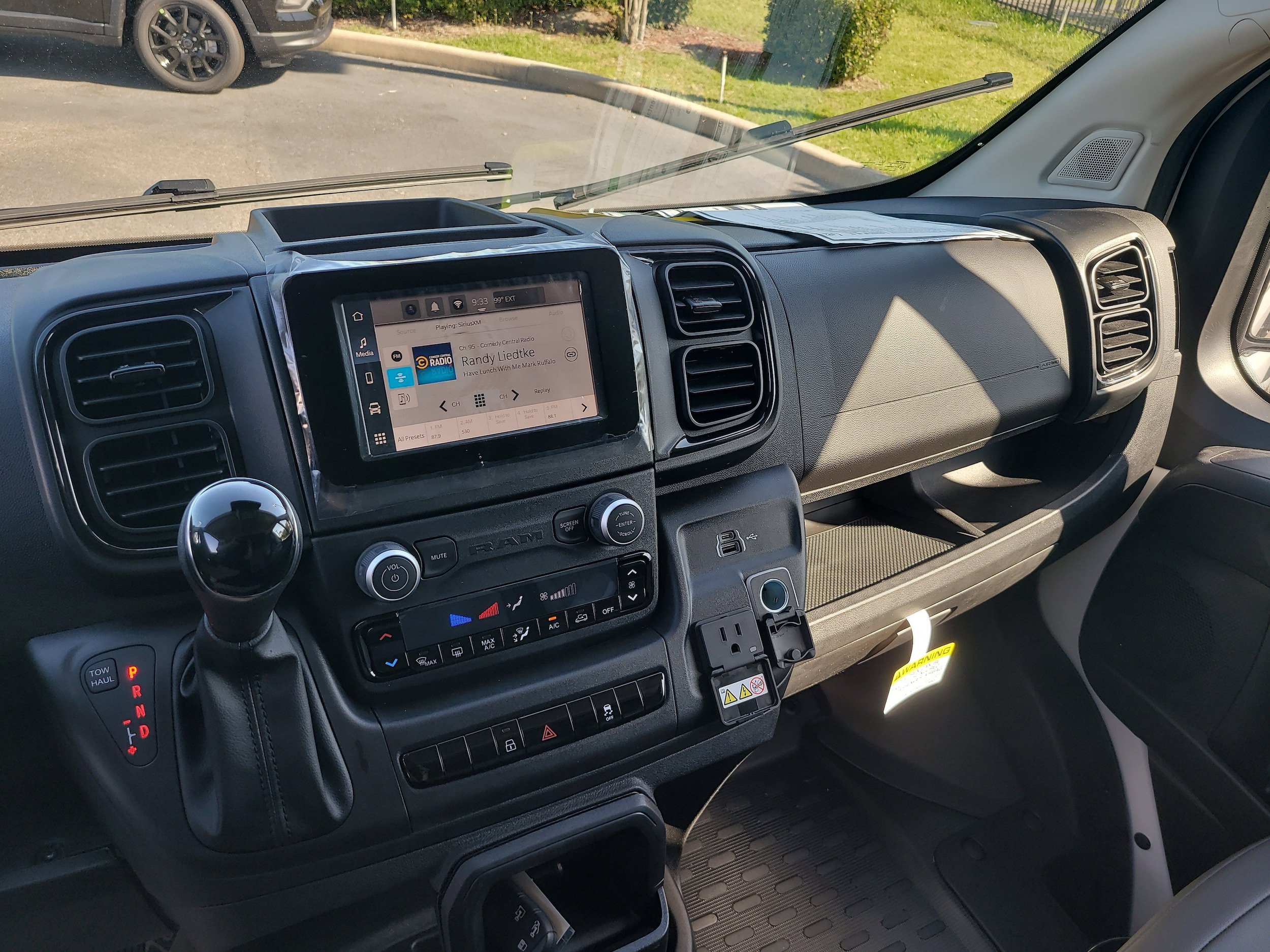 New 2026 RAM ProMaster 1500 w/ Convenience Group FWD image 17