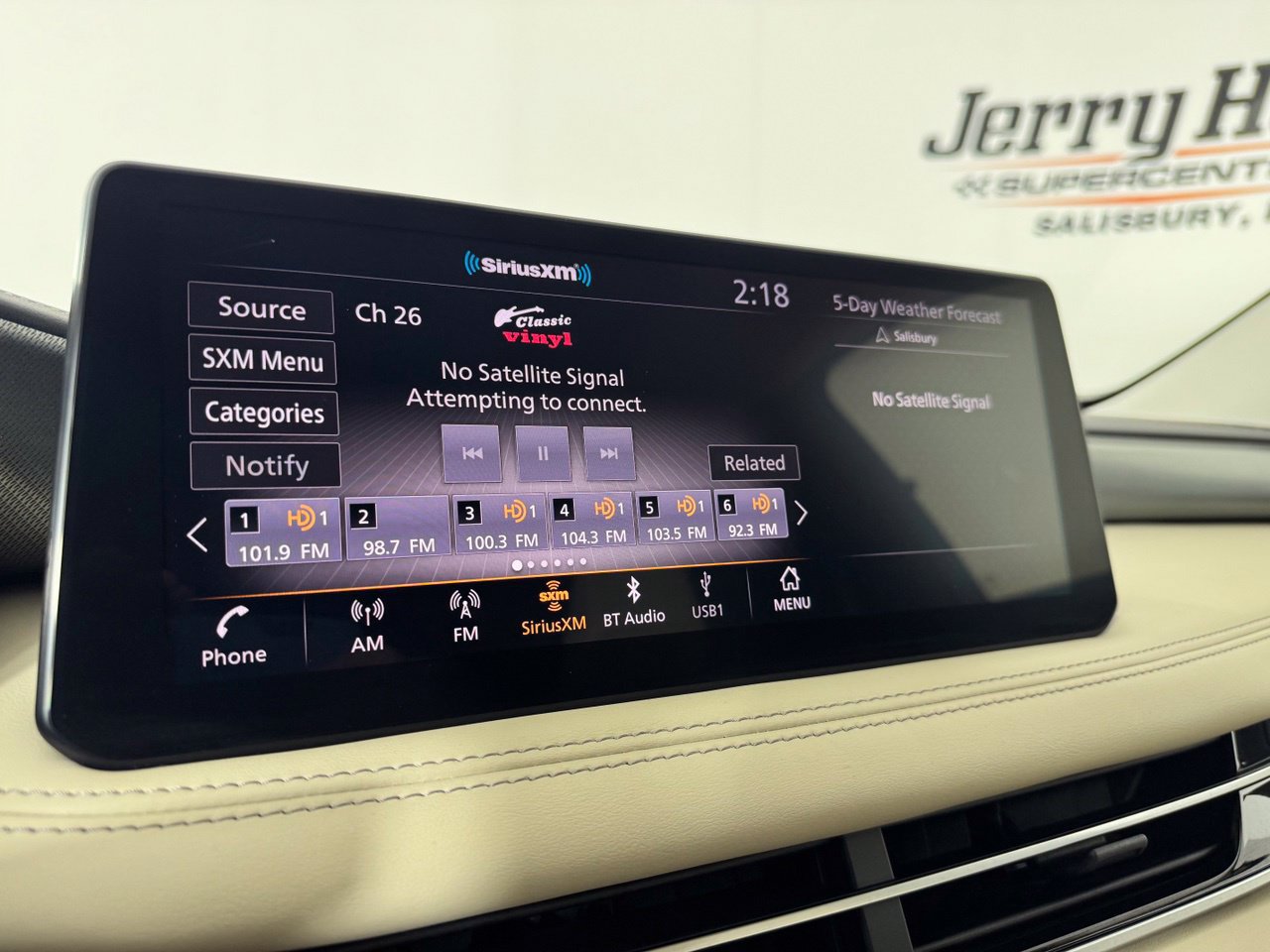 Used 2023 INFINITI QX60 Luxe w/ Cargo Package AWD/4WD image 24