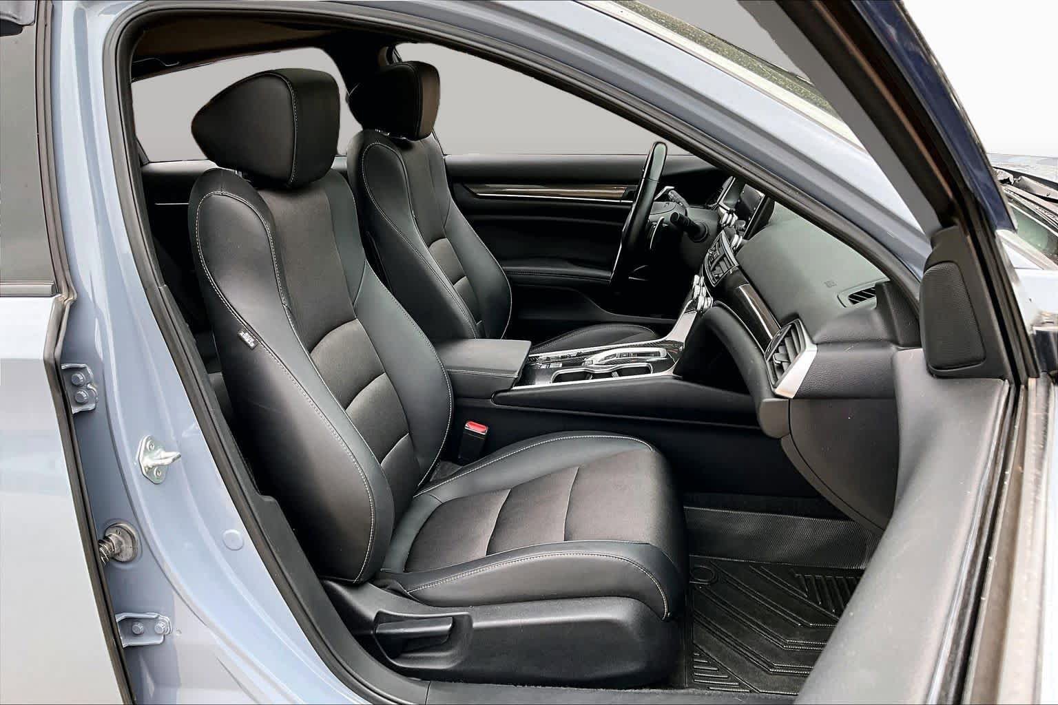 Used 2022 Honda Accord Sport image 9