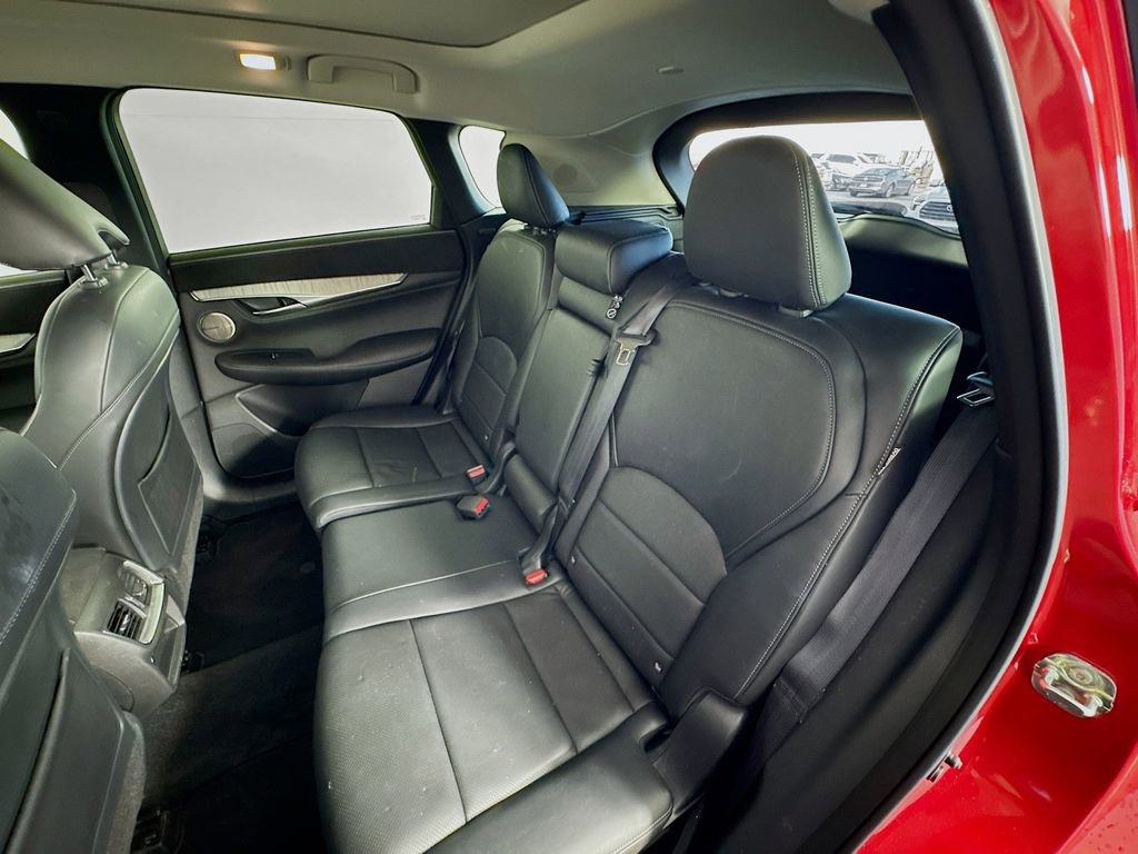 Used 2023 INFINITI QX50 Sensory image 26