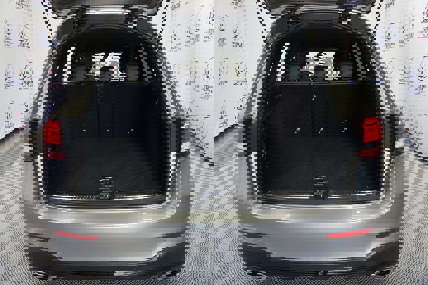 Used 2019 Mercedes-Benz GLC 300 w/ AMG Line image 10