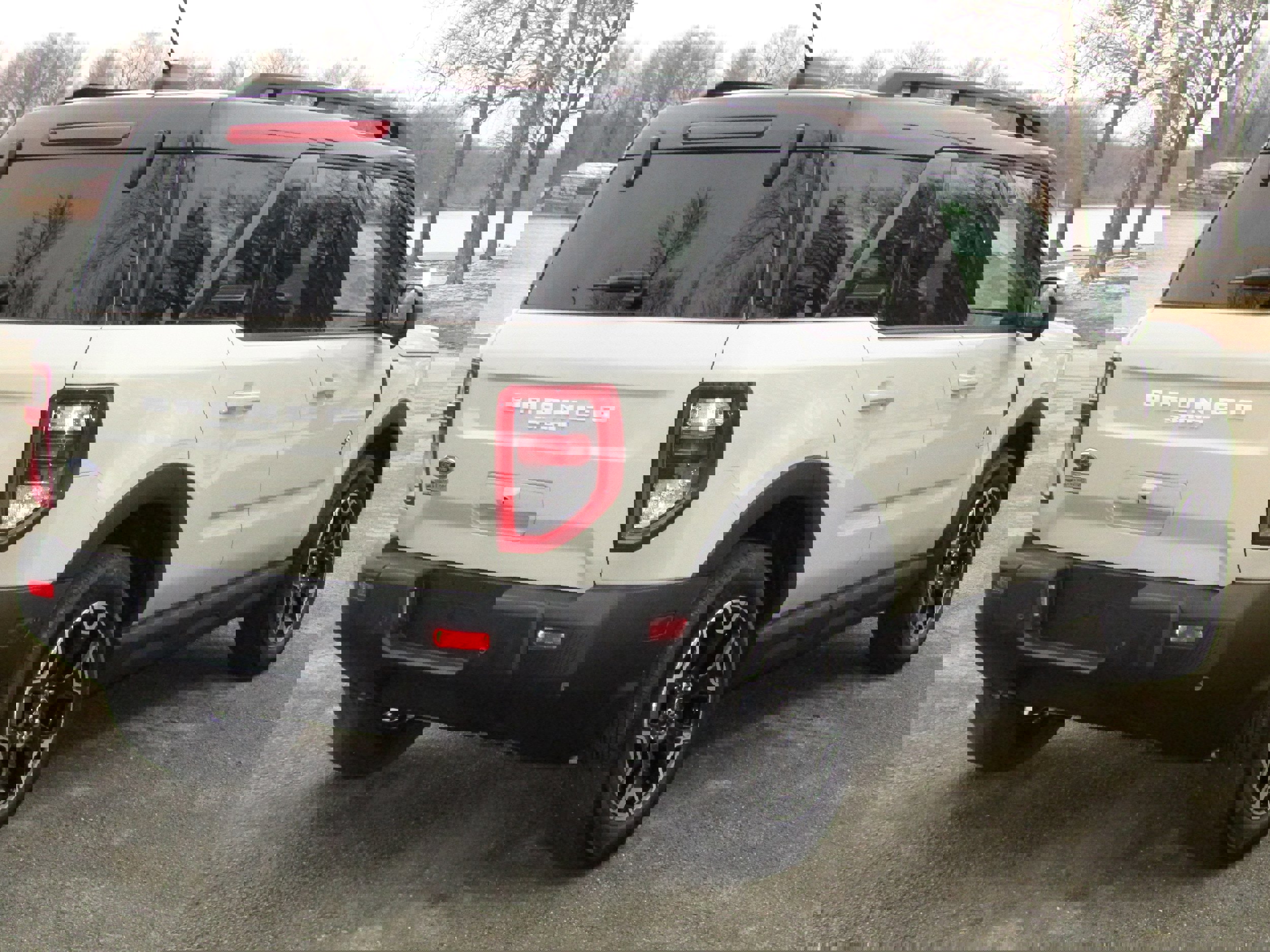 Used 2025 Ford Bronco Sport Outer Banks w/ Outer Banks Tech Package+ image 4