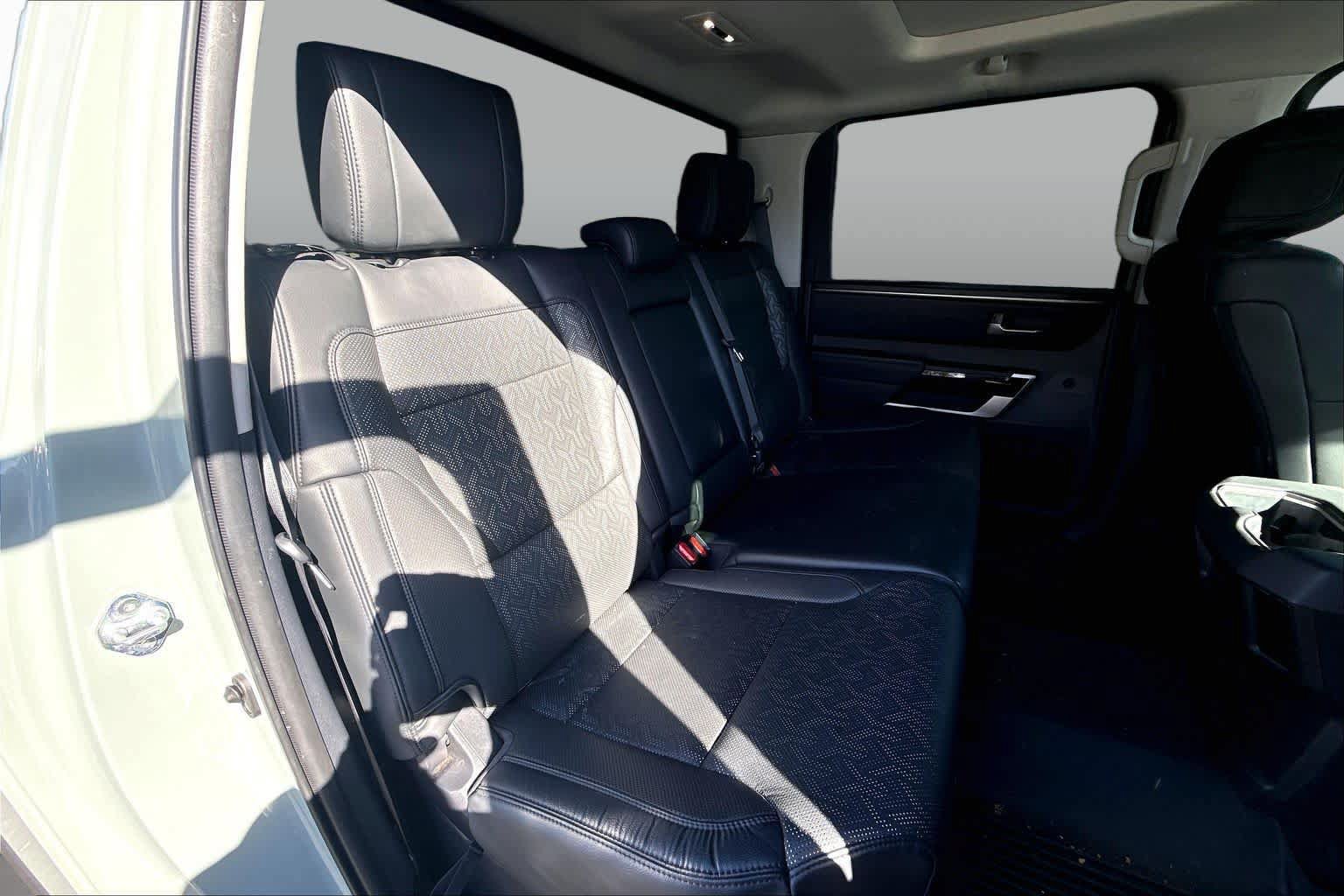 Used 2024 Toyota Tundra Limited AWD/4WD image 18