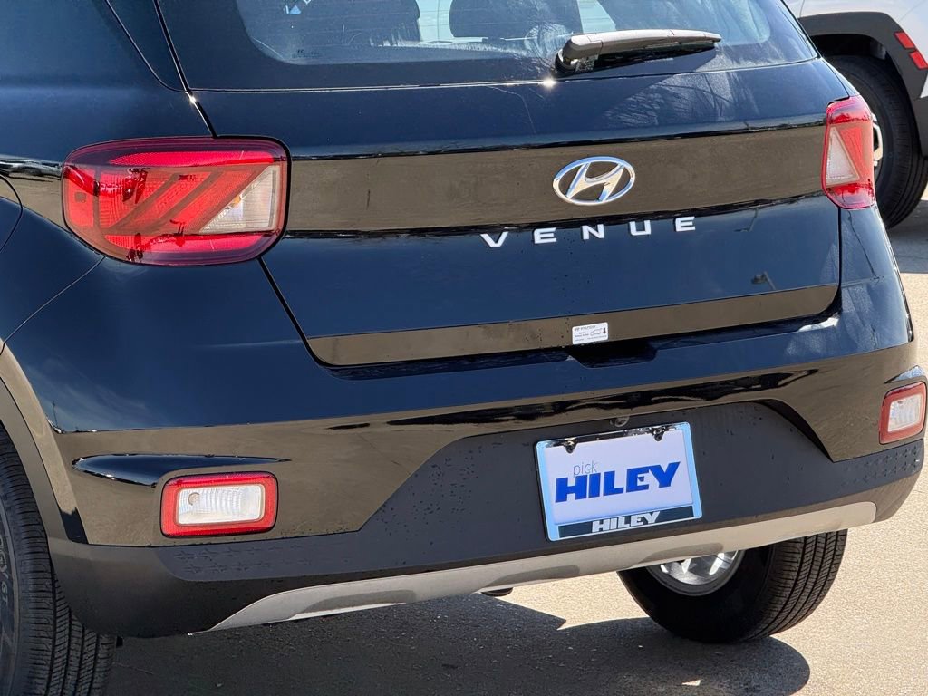 New 2026 Hyundai Venue SE image 6