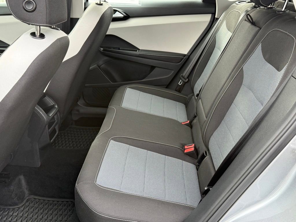 Used 2025 Volkswagen Taos S image 23