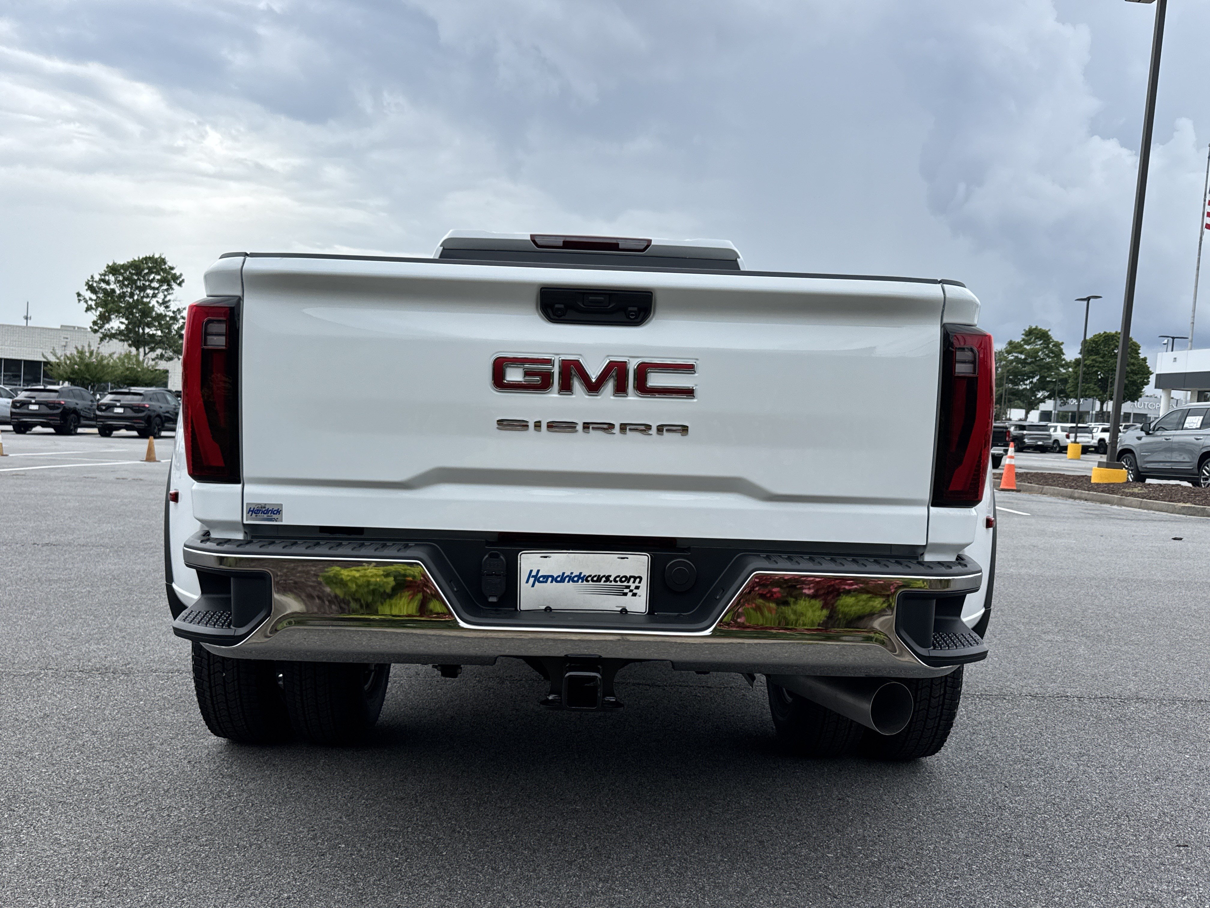 New 2026 GMC Sierra 3500 Pro AWD/4WD image 8