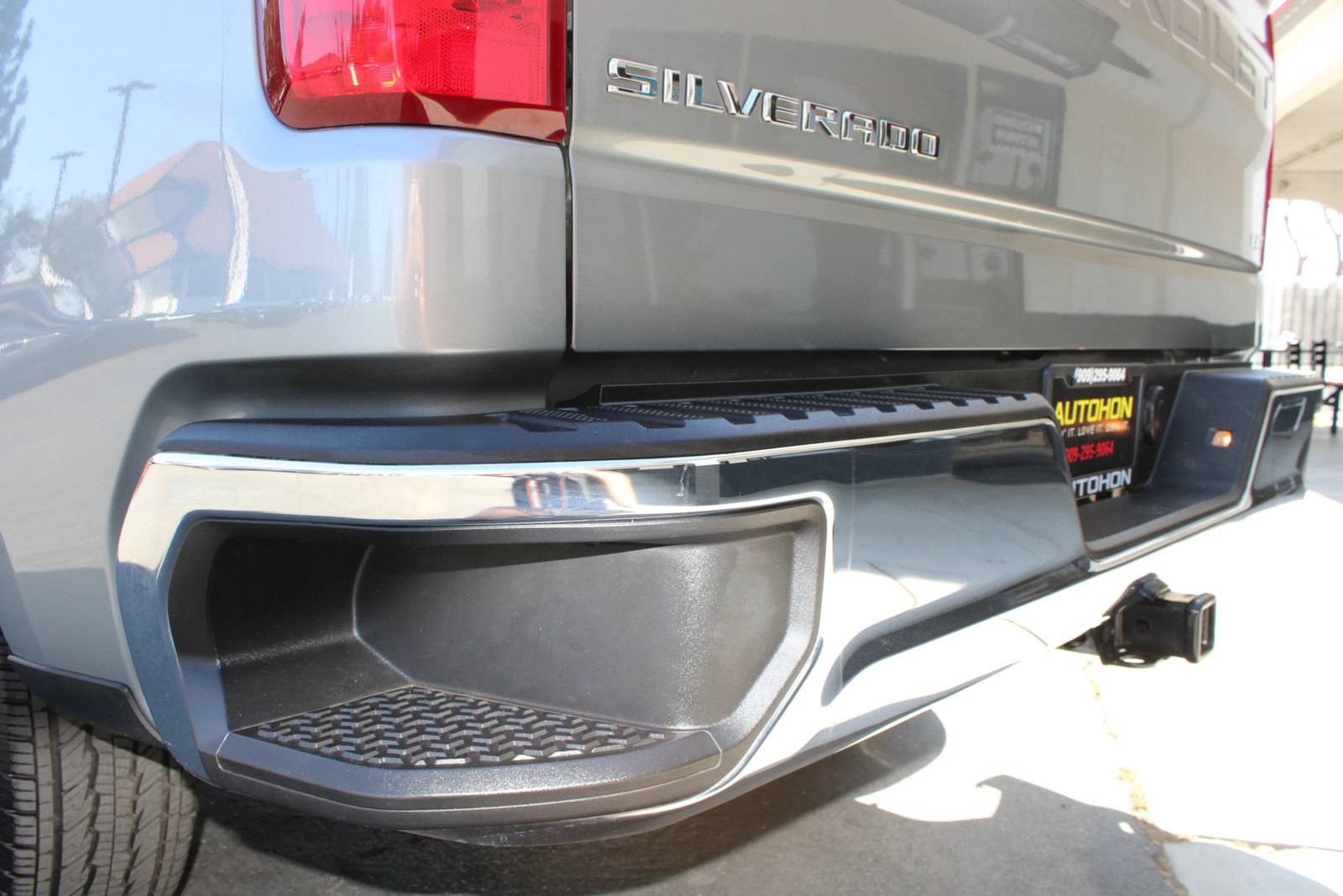 Used 2025 Chevrolet Silverado 1500 LT RWD image 40