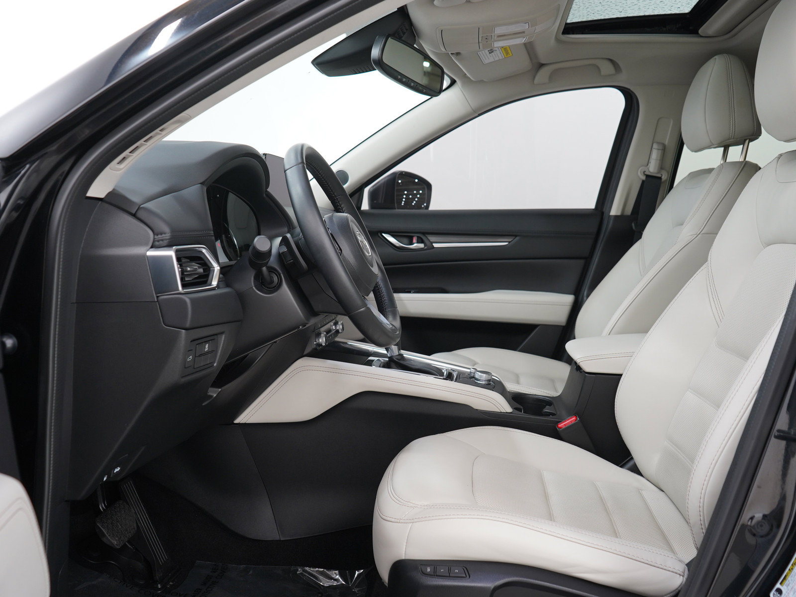 Used 2023 MAZDA CX-5 AWD 2.5 S w/ Premium Package image 18