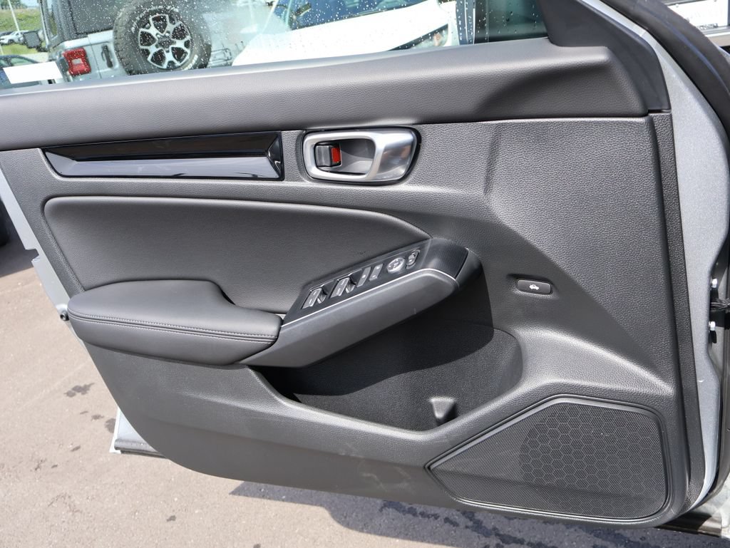 Certified 2026 Honda Civic Sport Touring image 31
