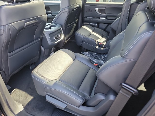 New 2027 Ford Expedition Platinum w/ Stealth Performance Package AWD/4WD image 20