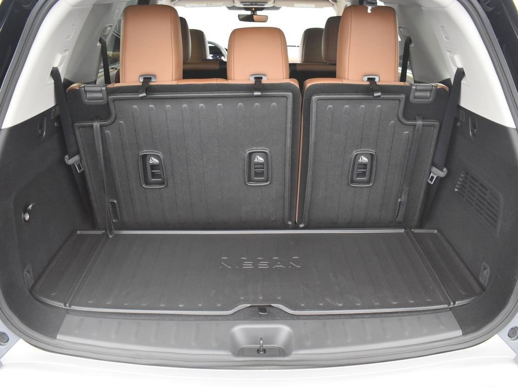 New 2025 Nissan Pathfinder Platinum w/ Cargo Package image 35