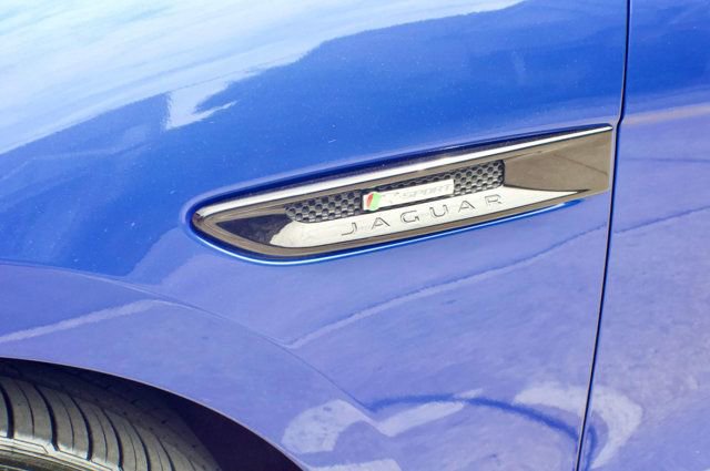 Used 2018 Jaguar F-PACE R-Sport AWD/4WD image 18