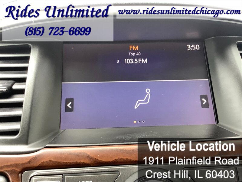 Used 2017 Nissan Pathfinder Platinum w/ Family Entertainment Package AWD/4WD image 35