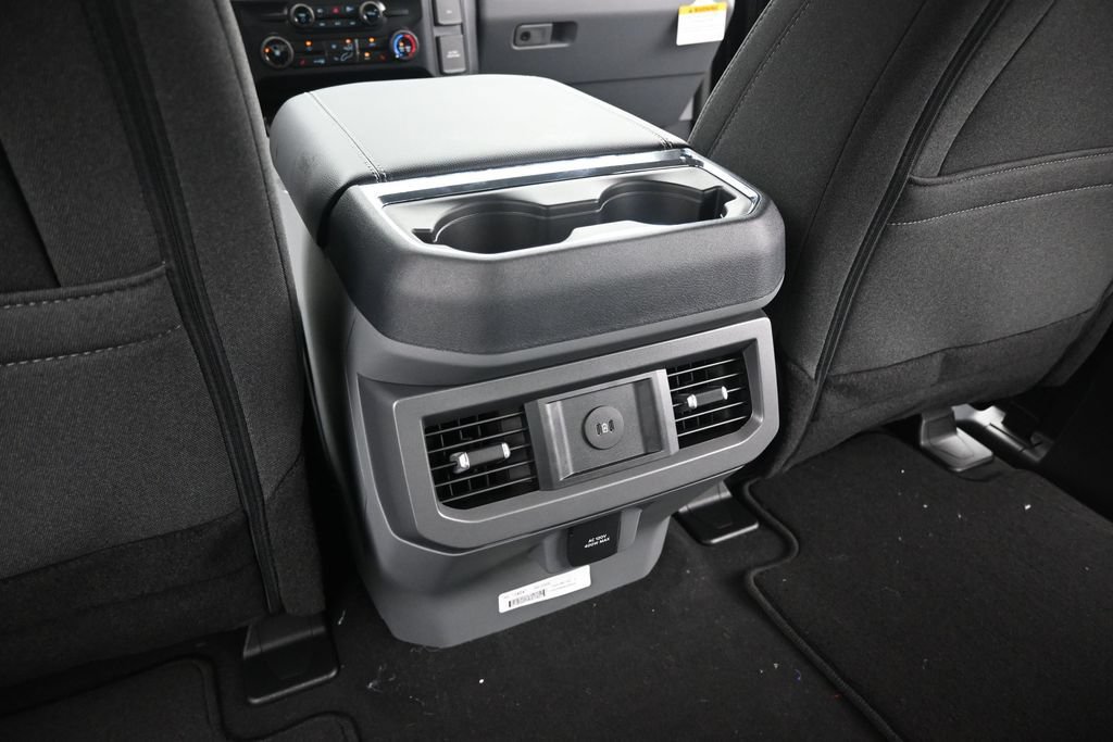 New 2026 Ford F250 XLT w/ XLT Premium Package AWD/4WD image 21