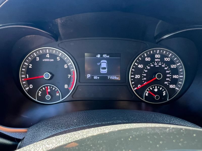 Used 2020 Kia Optima SE FWD image 26