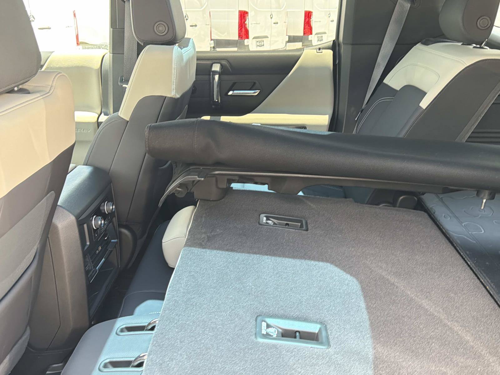Used 2026 GMC Hummer EV SUV AWD/4WD image 13