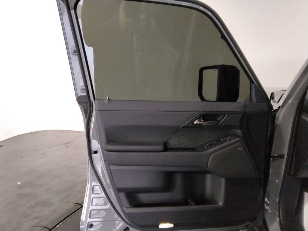 Used 2024 Lexus GX 550 image 31