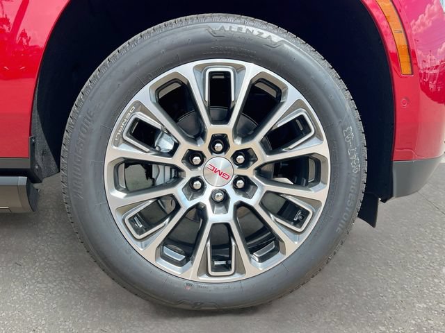 New 2026 GMC Yukon Denali w/ Sun & Power Step Package AWD/4WD image 19