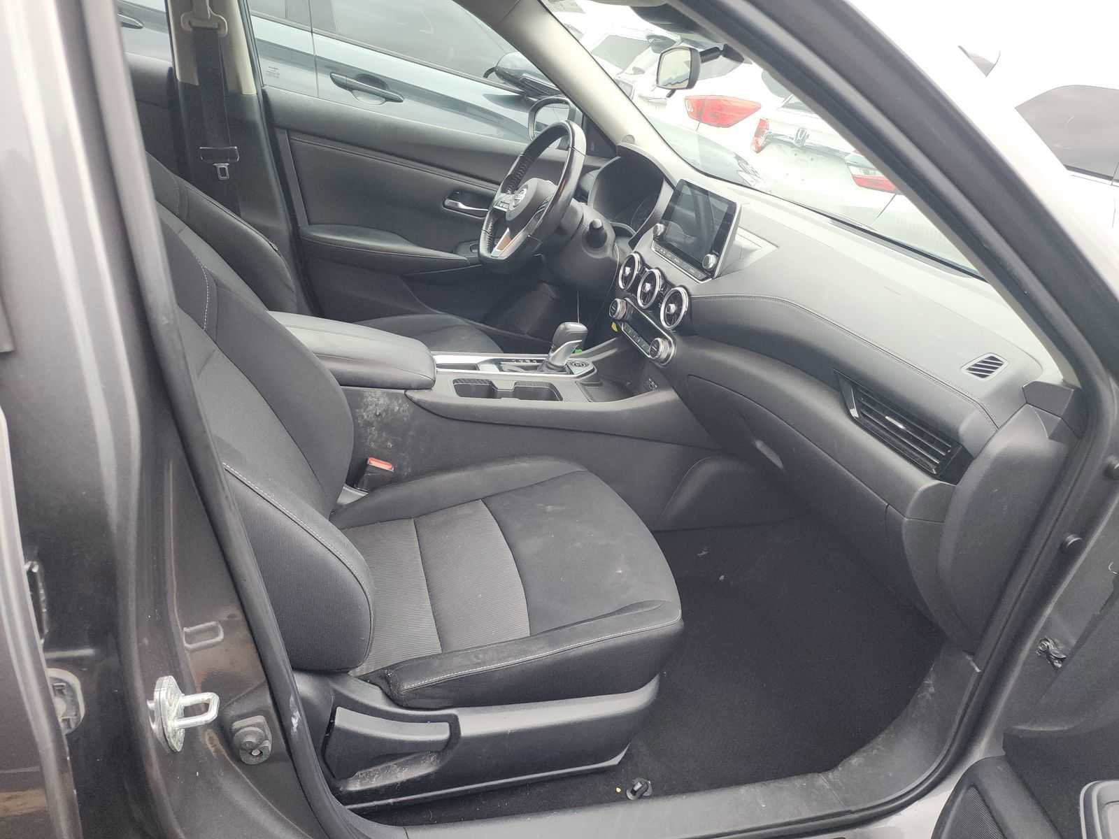 Used 2021 Nissan Sentra SV w/ Trunk Package image 6