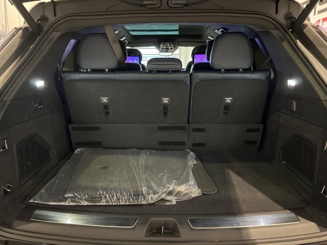 Used 2025 Cadillac Escalade IQ Sport 2 image 33