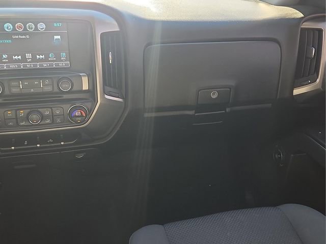 Used 2018 Chevrolet Silverado 1500 LT w/ Texas Edition image 20