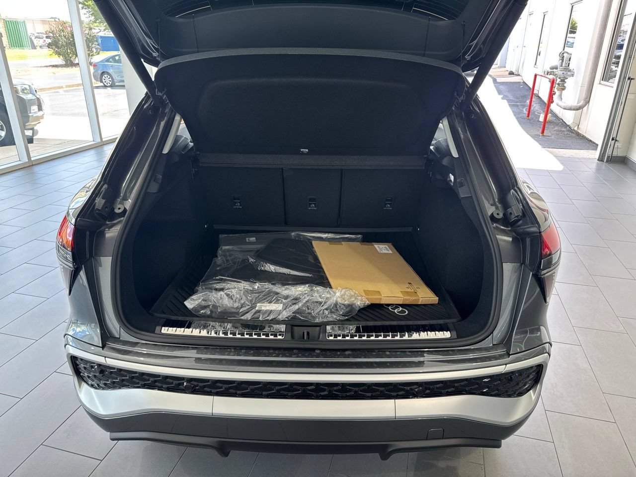 New 2026 Audi Q3 quattro 2.0T AWD/4WD image 9