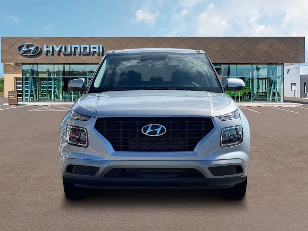 New 2026 Hyundai Venue SE